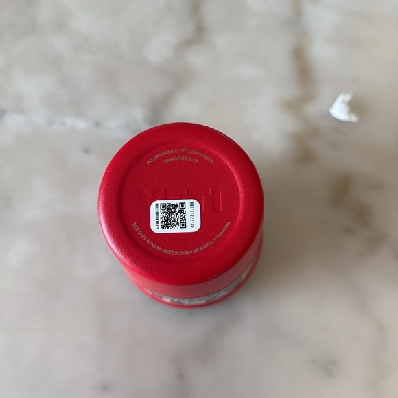 YETI RAMBLER 16 oz Tumbler Travel Mug with Magslider Rescue Red - Picture 6 of 10